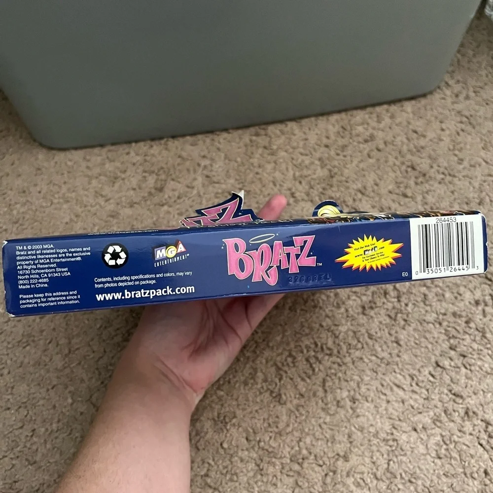 Bratz Secret Crush Fashion Pack Dana